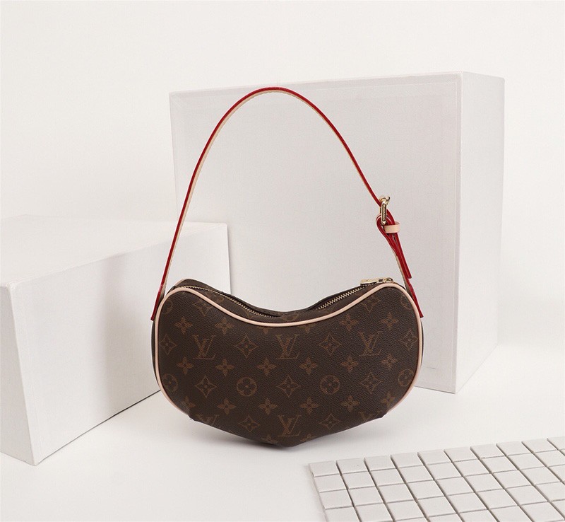 Louis Vuitton M51510 Pochette Croissant Shoulder Bag