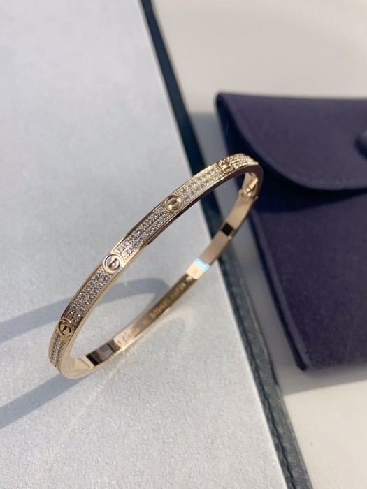 Cartier Love Bracelet Small Model Diamond Paved