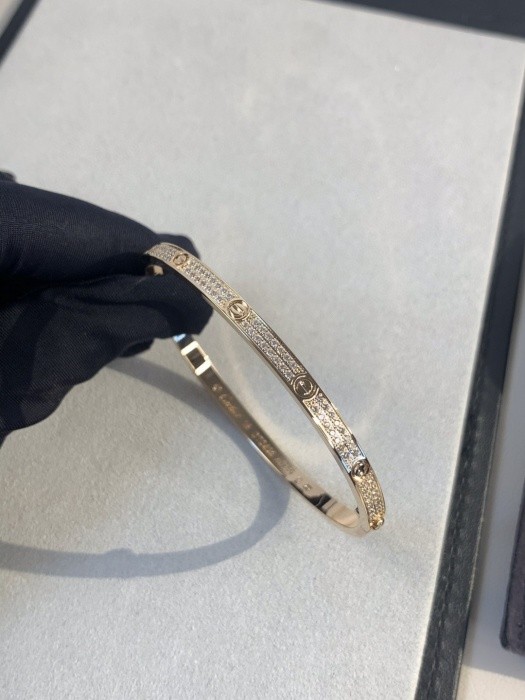 Cartier Love Bracelet Small Model Diamond Paved