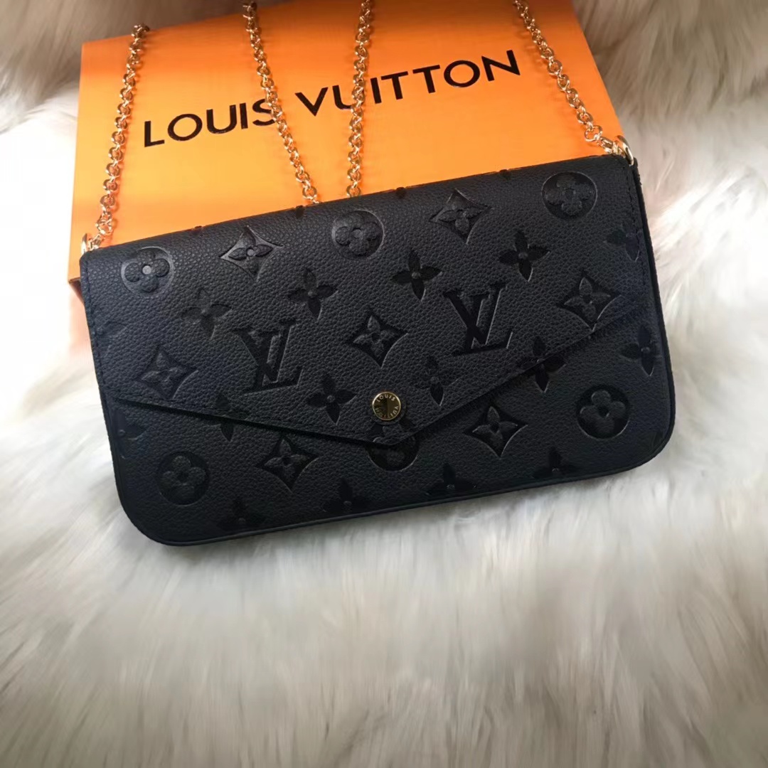Louis Vuitton Pochette Felicie M64064