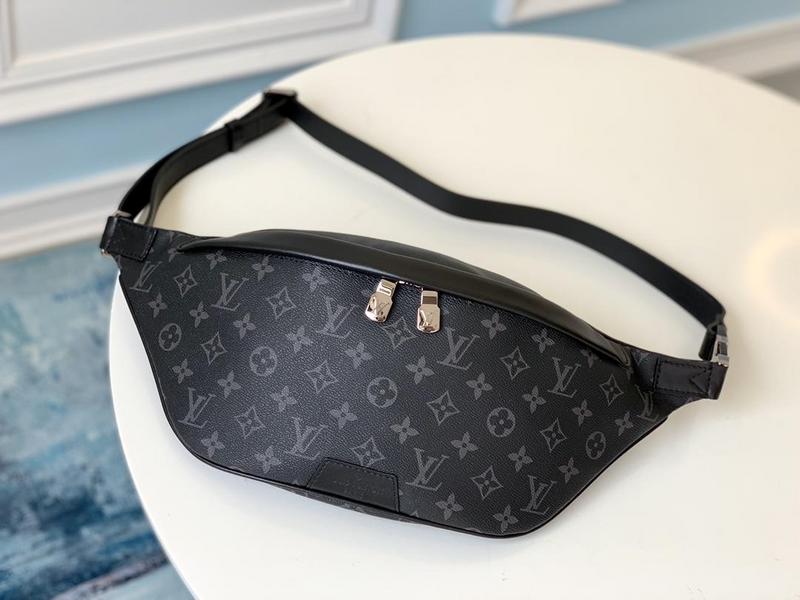 Louis Vuitton M44336 Discovery Bumbag